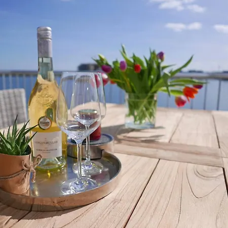 בית נופש Marina Lounge *